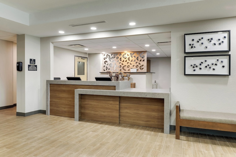 Candlewood Suites Lexington by IHG - photo 46