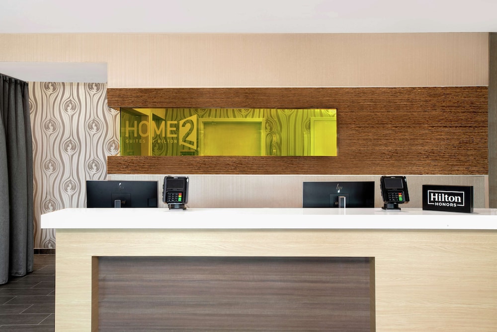 Home2 Suites by Hilton Long Island Brookhaven - photo 2