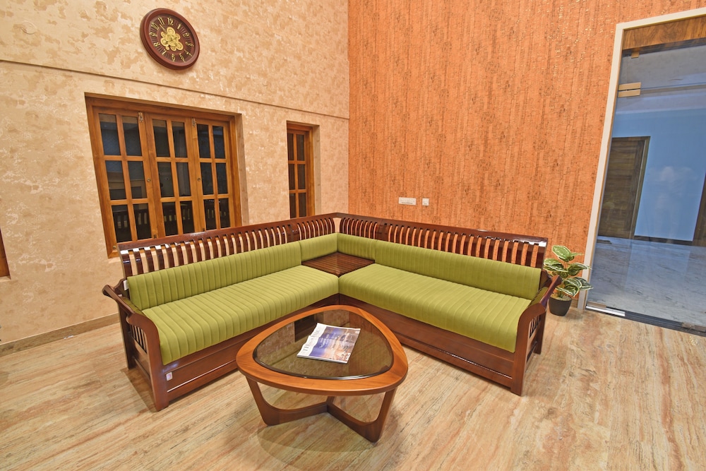 A K G Hotel — Puducherry — photo 2