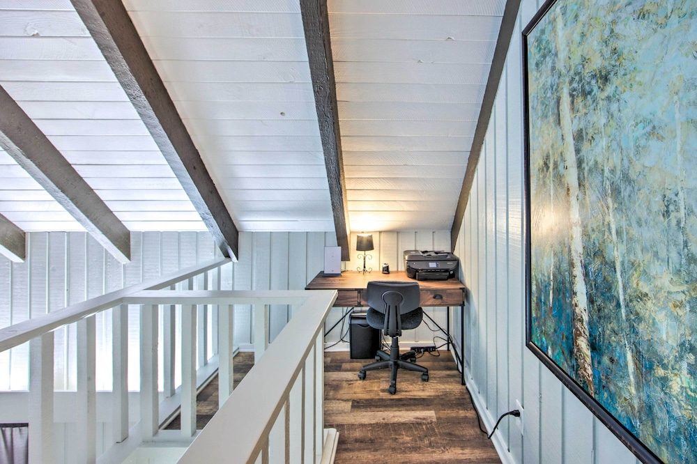 Brookeland Resort Cabin with Golf and Lake Access - photo 21