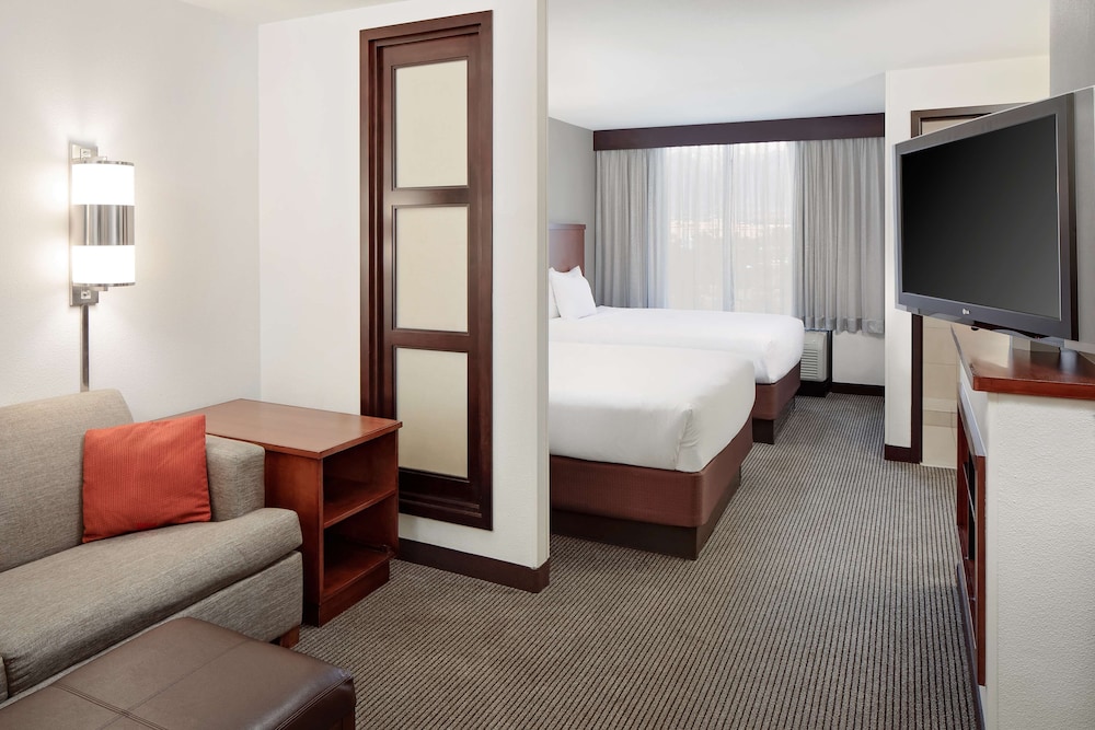 Hyatt Place Ontario Rancho Cucamonga - photo 10