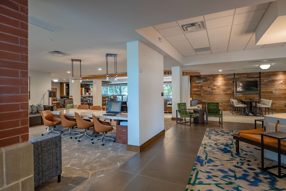 DoubleTree by Hilton Dallas Farmers Branch - photo 7