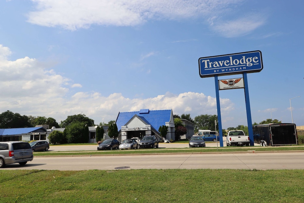 Travelodge by Wyndham Milwaukee - photo 51