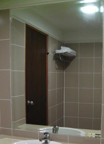 Linkway Hotel — Unknown City — photo 5