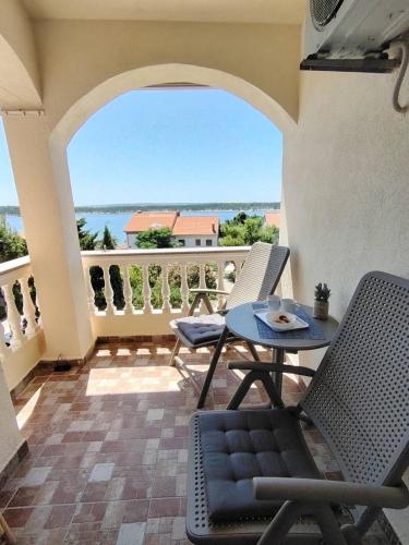 Studio apartman Dolin — 4-Star Luxury Hotel in Rab, Croatia