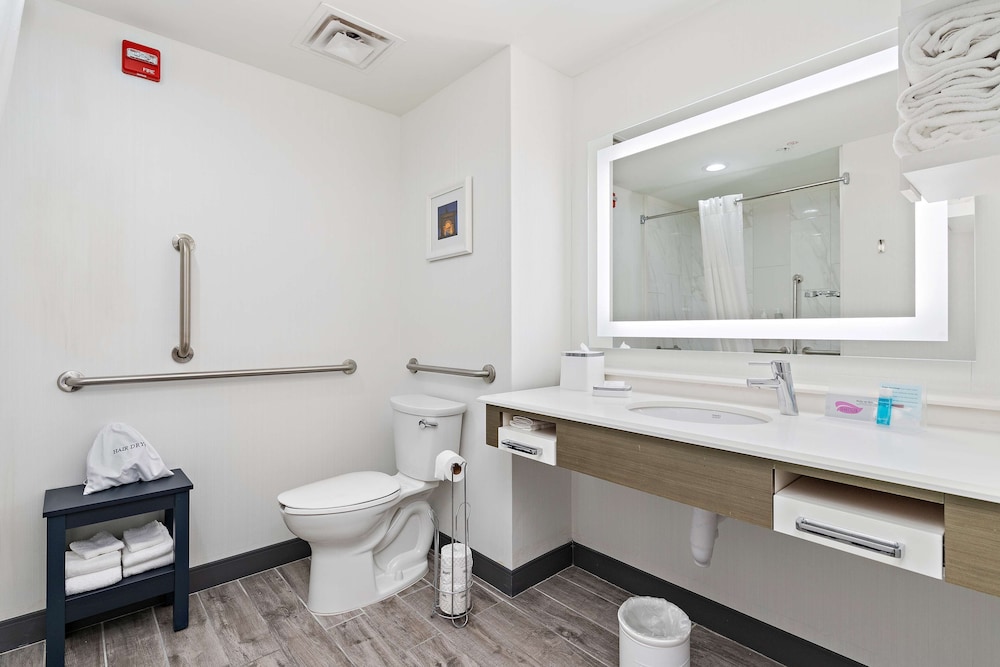 Hampton Inn Kansas City Downtown Financial District - photo 22