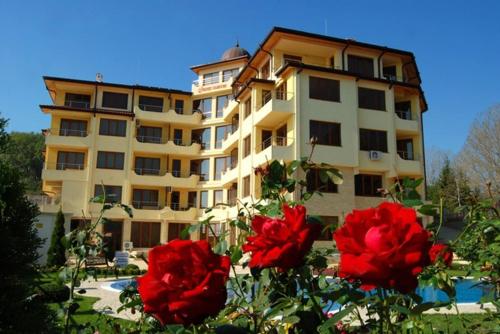 Nice 2 Bedrooms With Ocean View In Byala — 4-Star Luxury Hotel in Byala, Bulgaria