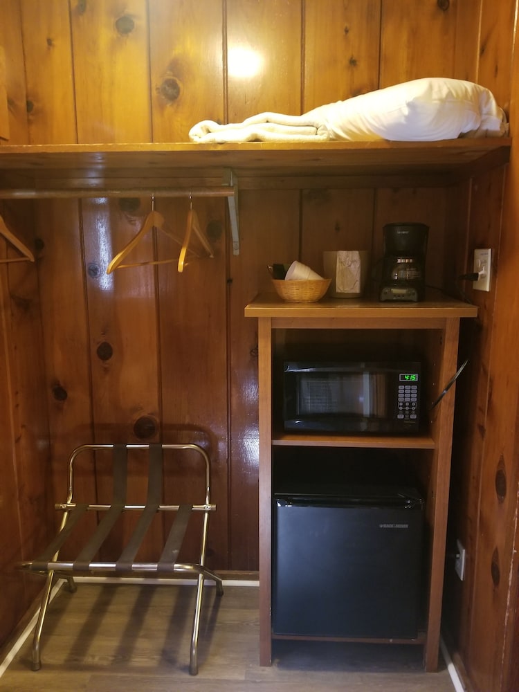 Kernville Inn - photo 13