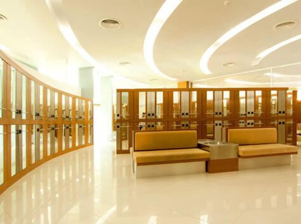 Uniland Golf & Resort in Nakhon Pathom, Thailand