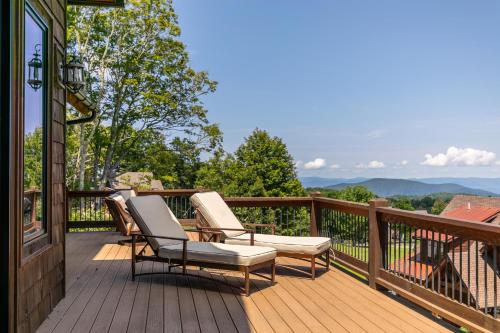 Hill of a View at Eagles Nest — Banner Elk — photo 4