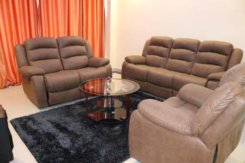 Executive Classy Three Bedroom Apartment With Fully Equipped Gym Heated Swimming Pool Ample Parking Space Children Playground And A Relaxing Rooftop With Amazing City Views