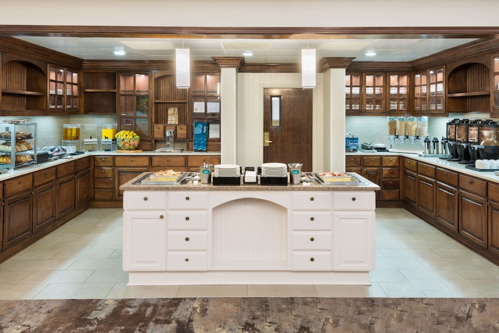 Homewood Suites by Hilton Baton Rouge - photo 19