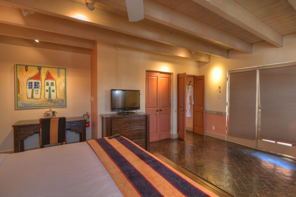The Inn at Vanessie - photo 38