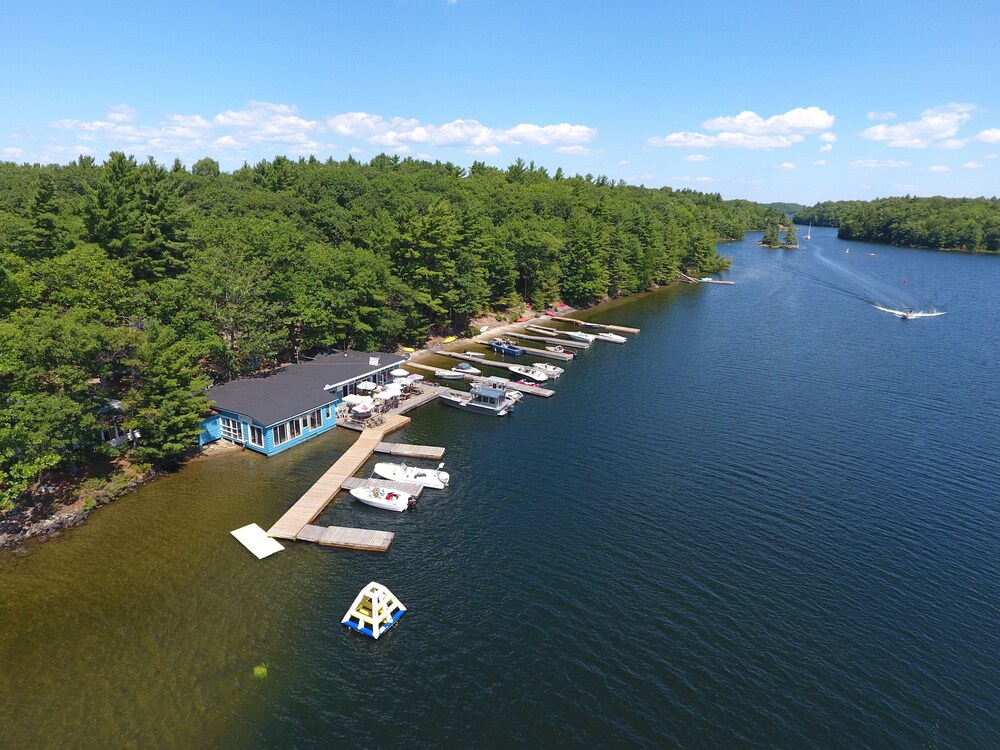 Craganmor Point Resort — hotel in Parry Sound