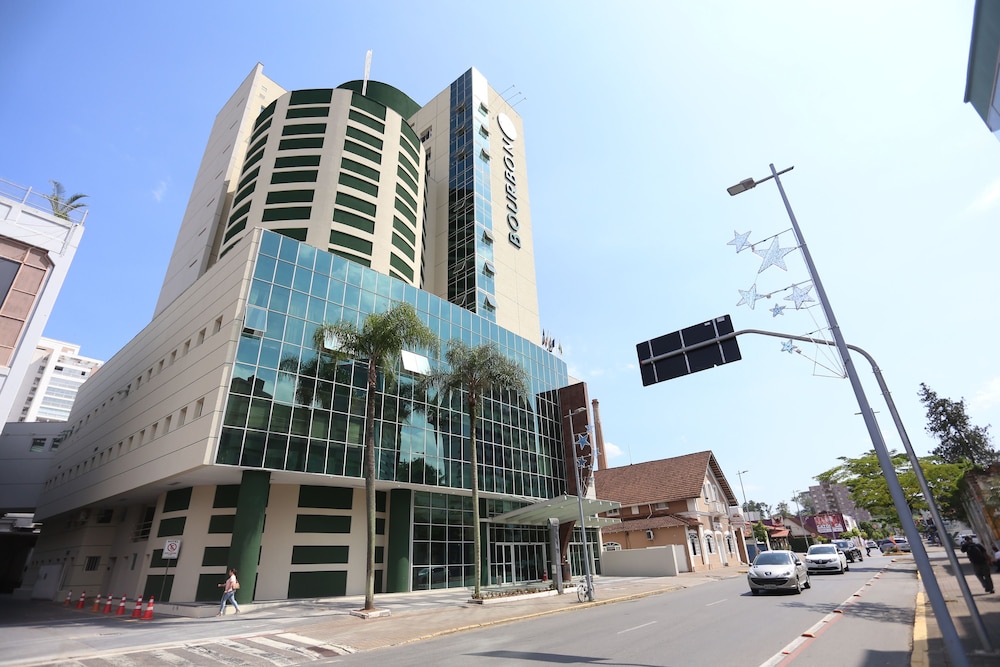 Bourbon Joinville Business Hotel