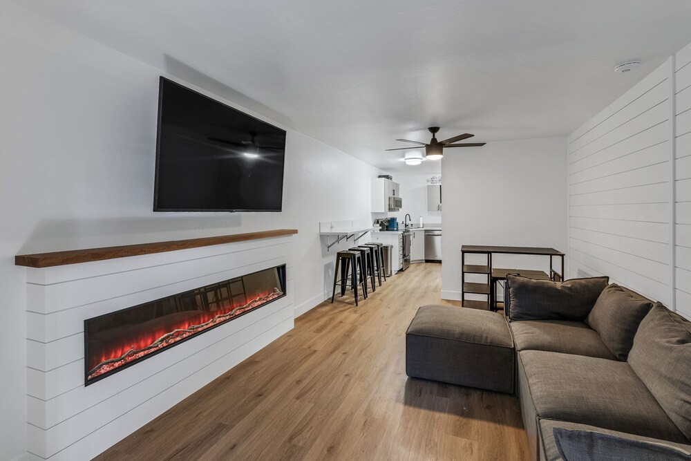 Beautiful Ski in ski out Condo Located On The Eagle Point Resort 1 Bedroom Condo by RedAwning - photo 6