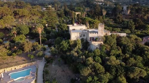 Antica Fortezza Villa Fontana — 4-Star Luxury Hotel in Valderice, Italy