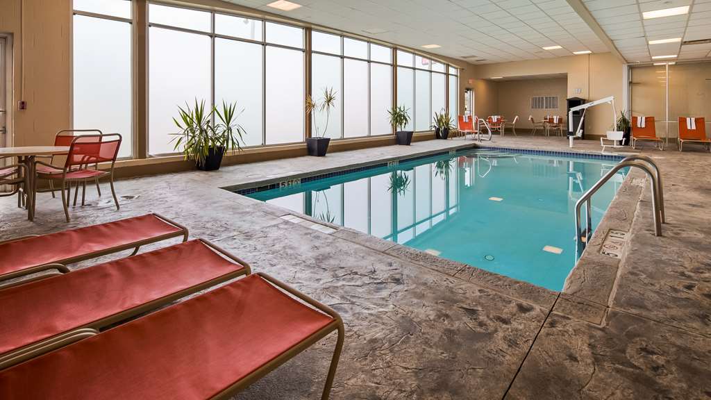 Best Western Airport Inn & Suites Cleveland - photo 8
