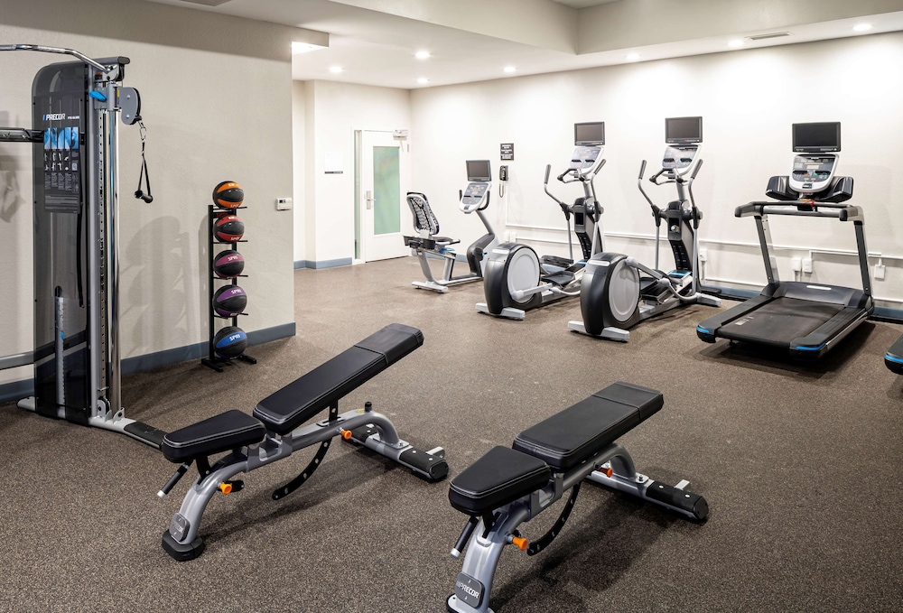 Hampton Inn Austin Round Rock - photo 27