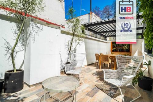 Hermosa Casa Remodelada con Terraza privada — 4-Star Luxury Hotel in Mexico City, Mexico