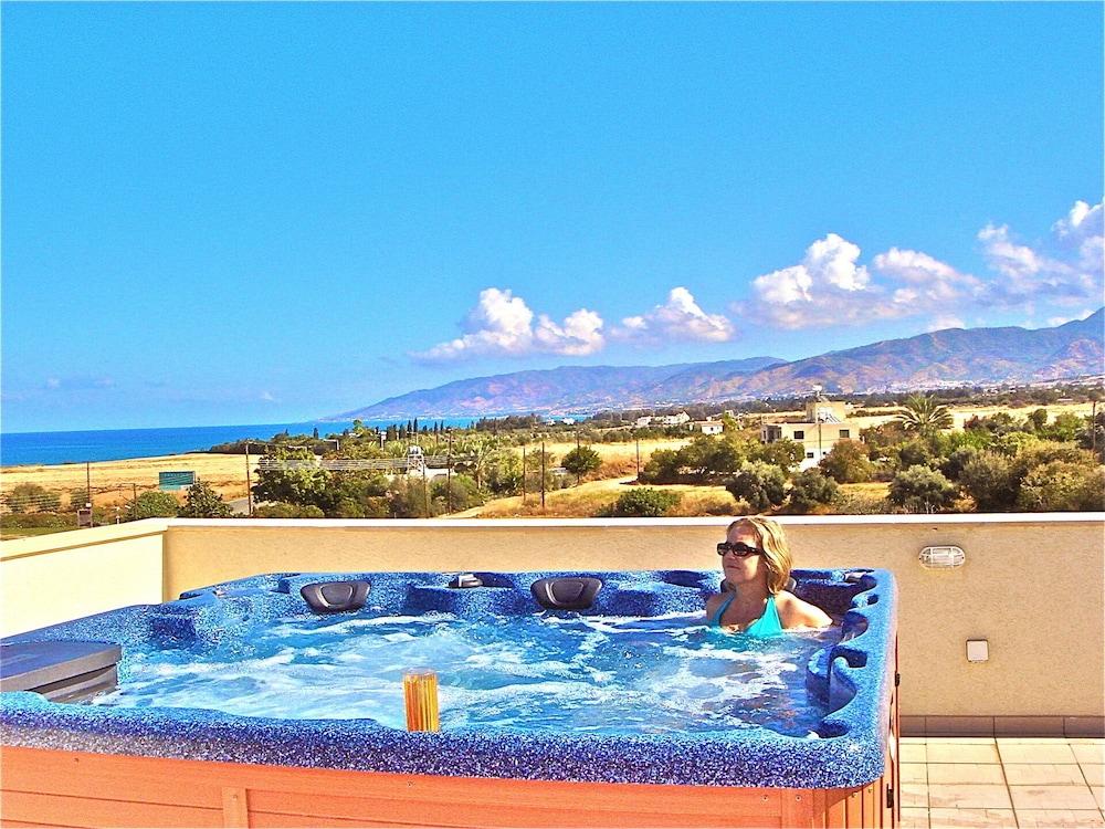Stunning 2 bed Apartment in Poli Crysochous