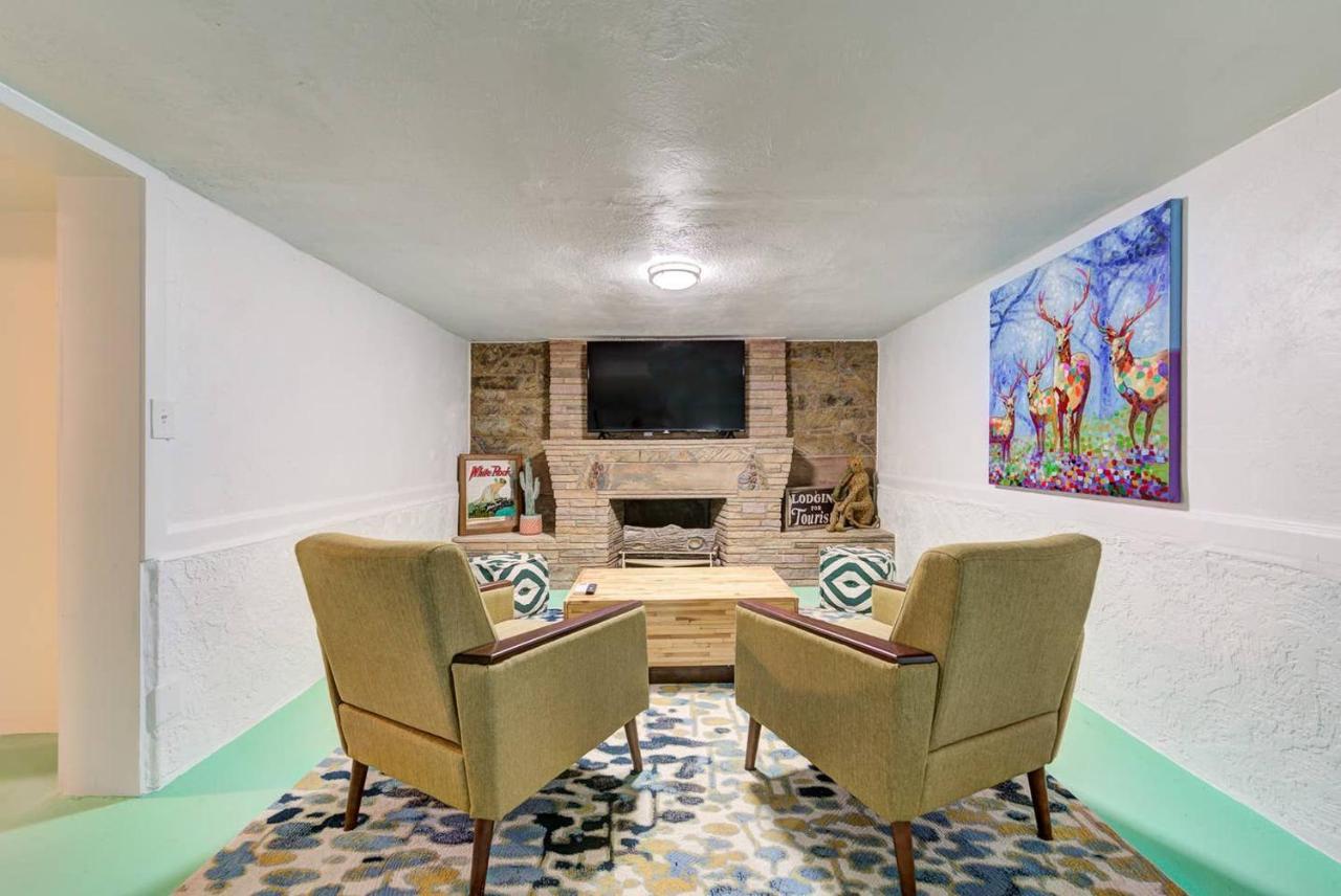 Communal Crashpad City Card for local biz discounts in Oklahoma City, United States