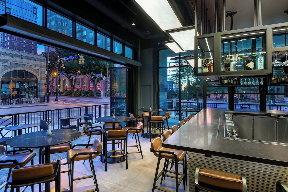 Courtyard by Marriott Atlanta Midtown - photo 44