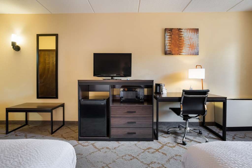 Best Western Grand Victorian Inn - photo 28