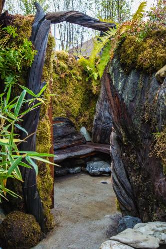 The Front Porch Hidden Oasis - photo 9