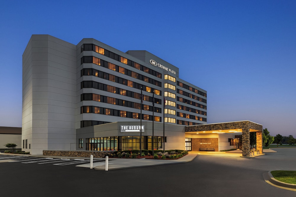 Crowne Plaza Auburn Hills by IHG - photo 69