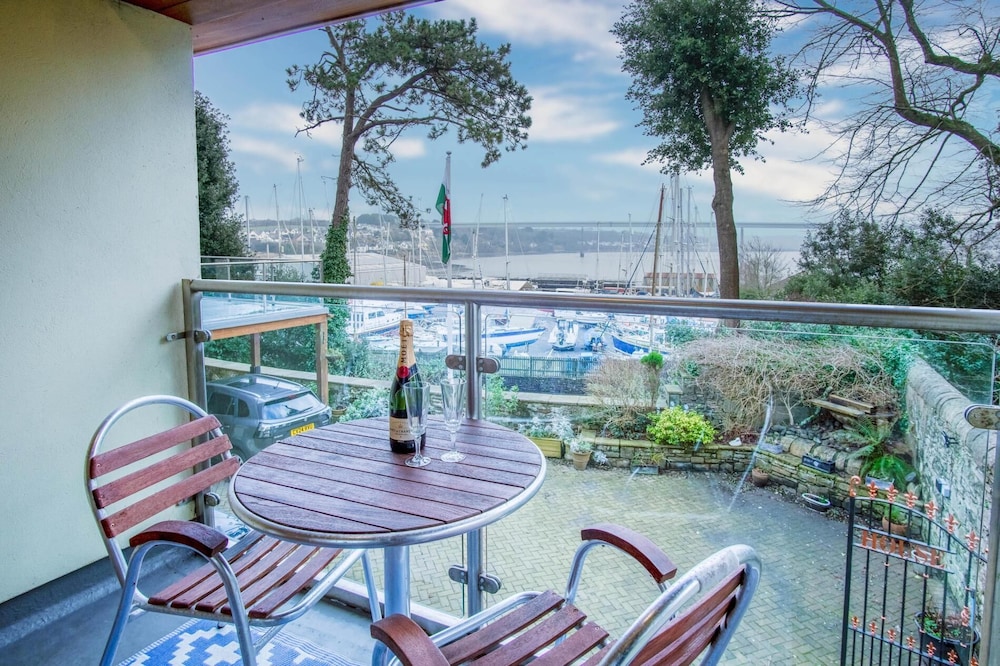 Marina House Annex 1 Bedroom Neyland — 4-Star Luxury Hotel in Milford Haven, United Kingdom