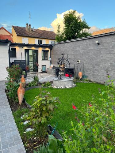 Sci Slama Family — hotel in Livry-Gargan
