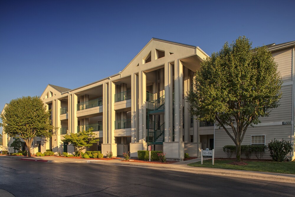 Palace View Resorts by VectorStays - photo 19