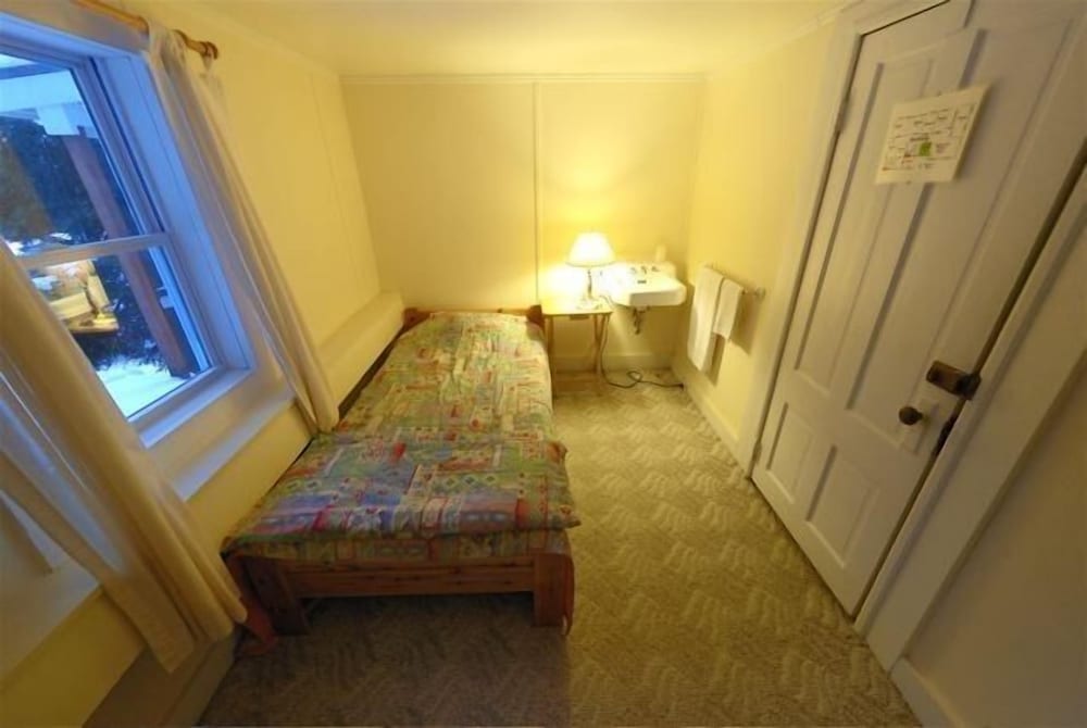 The Riverside Inn - photo 13