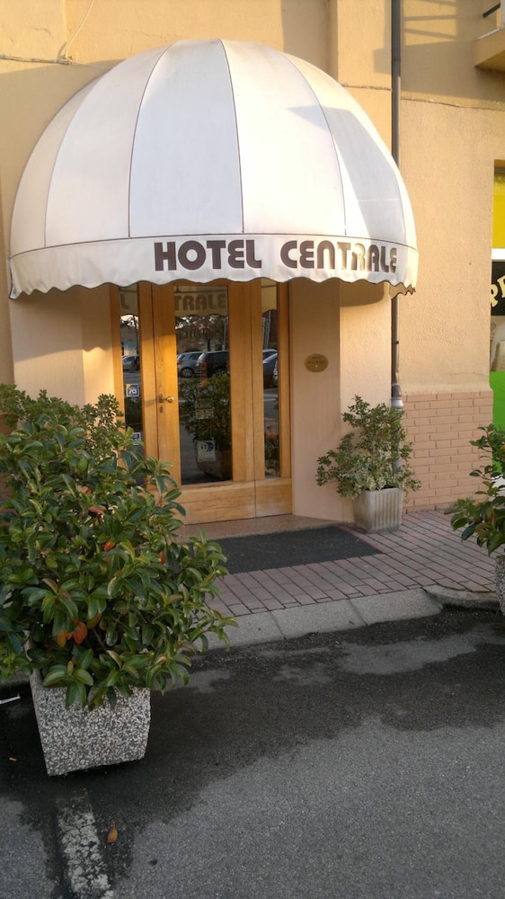 Hotel Centrale - carbon neutral hotel in Argenta
