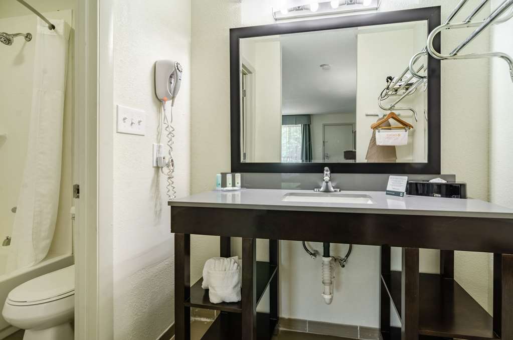 Quality Inn & Suites Creedmoor Butner - photo 26