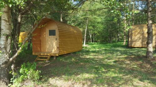 Glamping Pod im Wald mit Hund — hotel in Nordholz