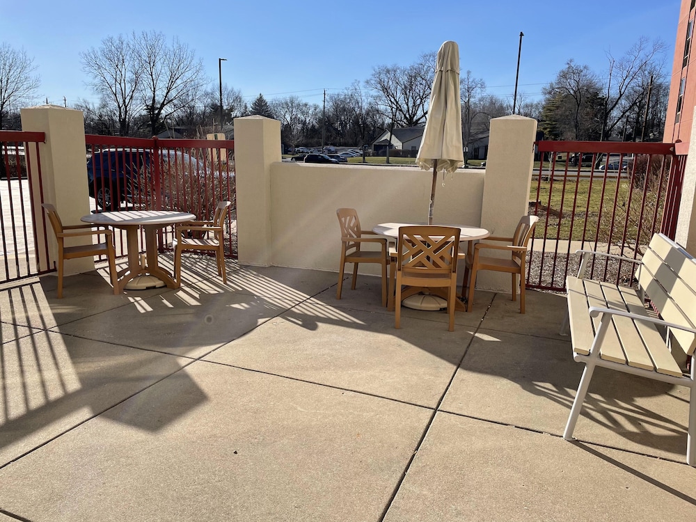 Holiday Inn Express Indianapolis South by IHG - photo 57