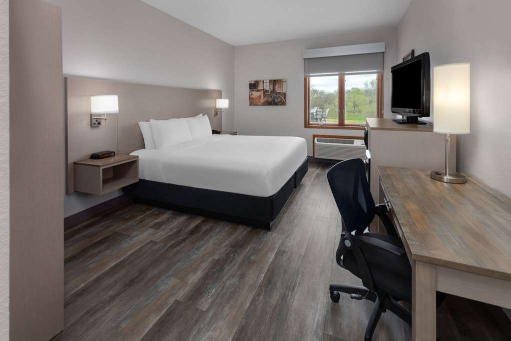 Links Bos Landen Hotel & Spa of Pella Trademark by Wyndham - photo 16