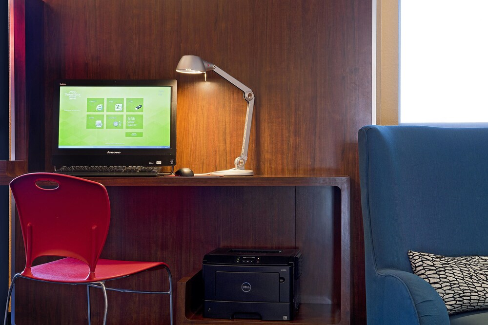 TownePlace Suites by Marriott Dodge City - photo 24