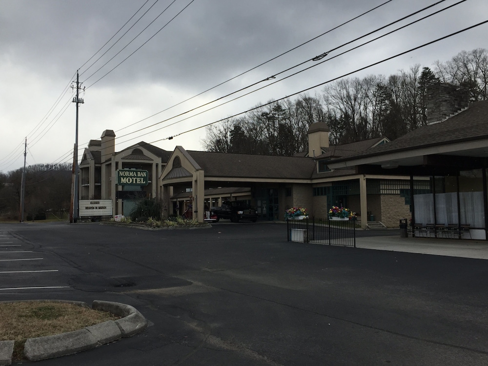 Norma Dan Motel - photo 18