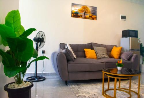 Modern & Cozy One Bedroom Apartment Golden Mango Heights 9th Floor