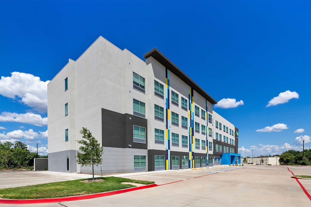 Tru by Hilton Plano Hwy 75 - photo 54
