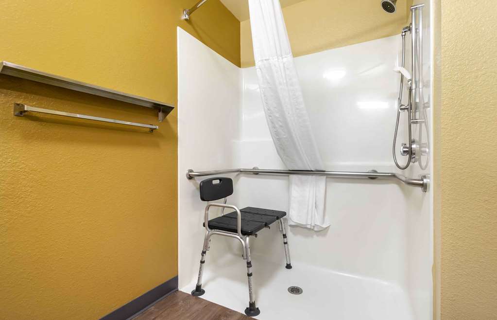 Extended Stay America Suites Seattle Everett North - photo 32