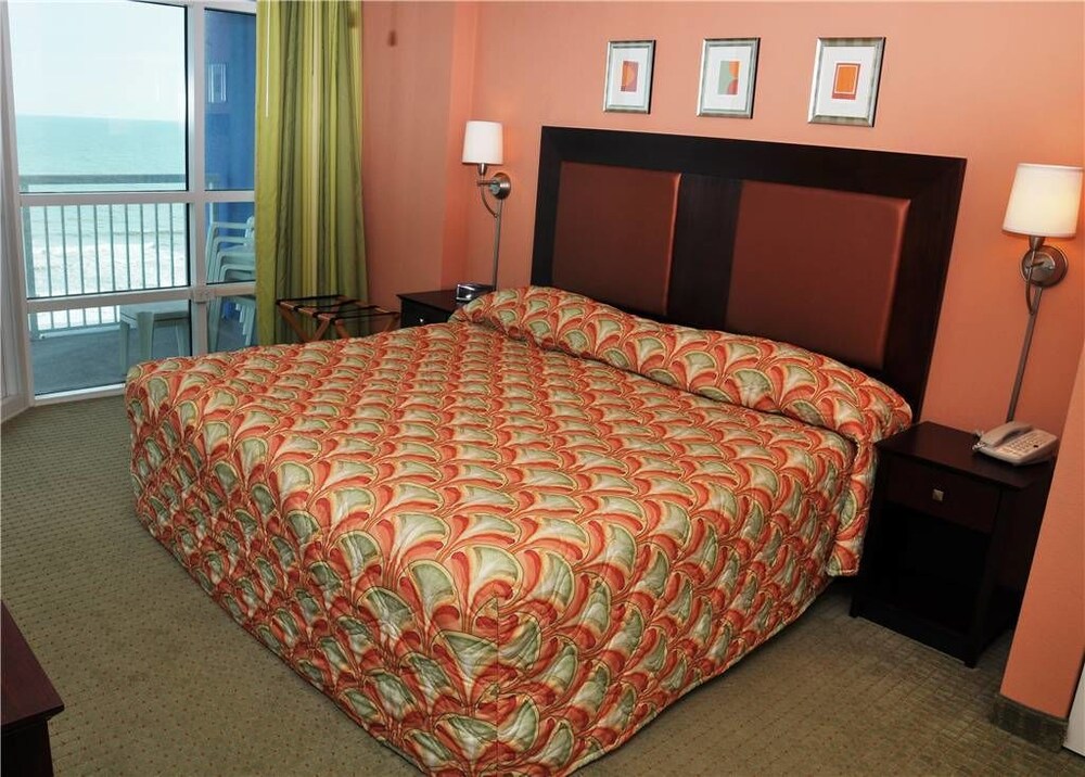 Prince Resort 803 2 Br condo by RedAwning - photo 3