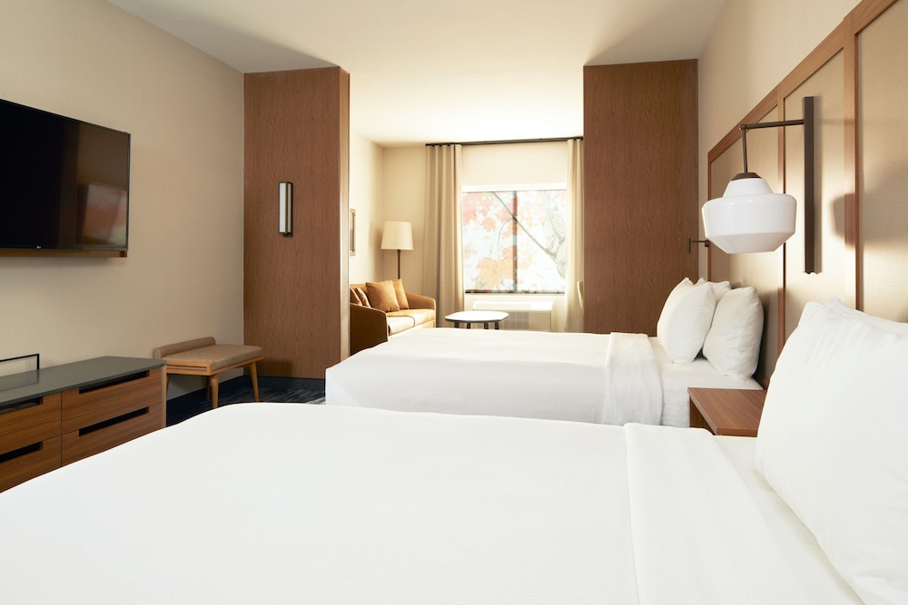 Fairfield Inn & Suites by Marriott Palmdale West - photo 14