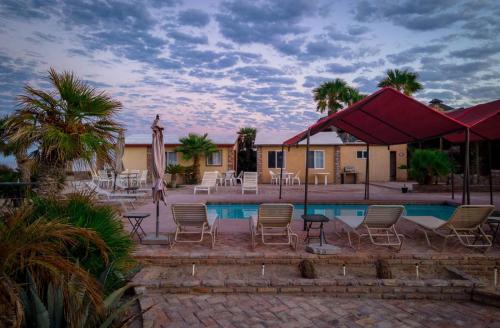 Short walk to pool and private beach in Mexicali, Mexico