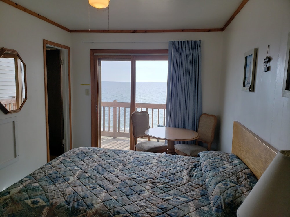 Algoma Beach Motel - photo 75