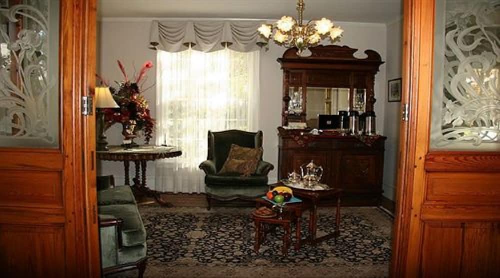 The Foxes Inn of Sutter Creek - photo 32