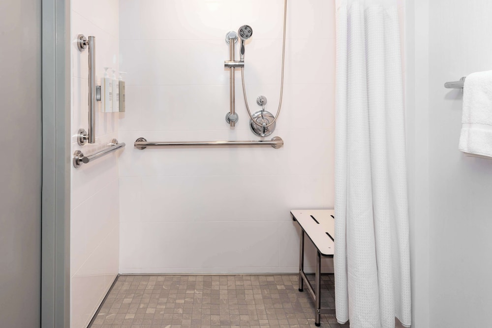 Hilton Garden Inn Charlotte Uptown - photo 22